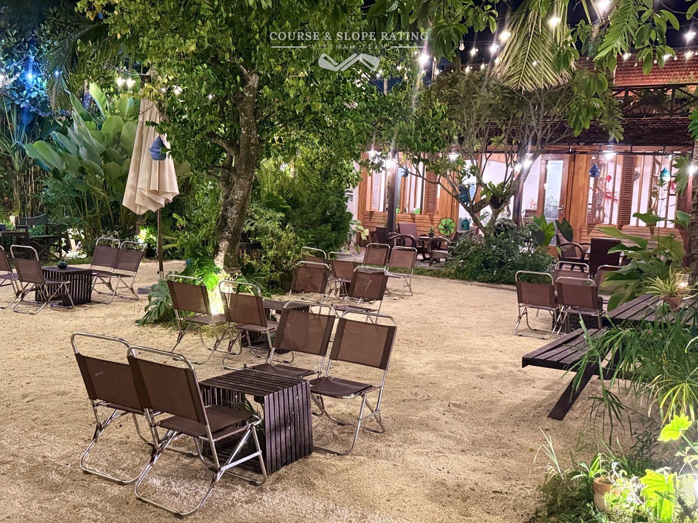 Tía Tô Glamping · Bên trong