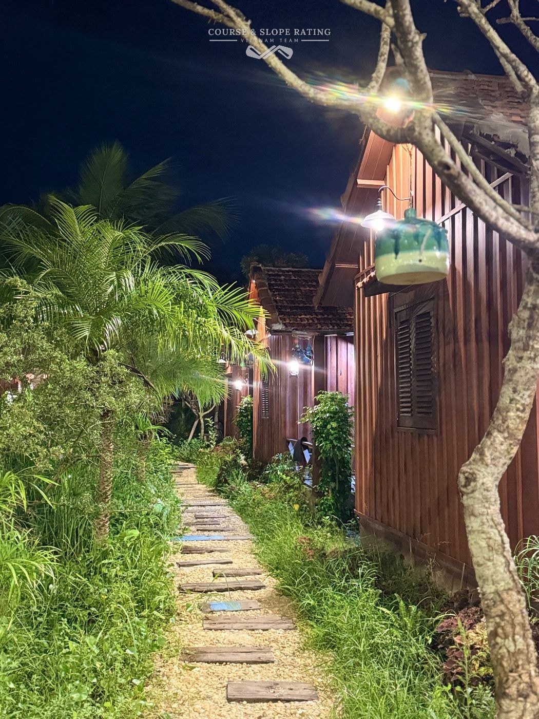 Tía Tô Glamping · Bên trong