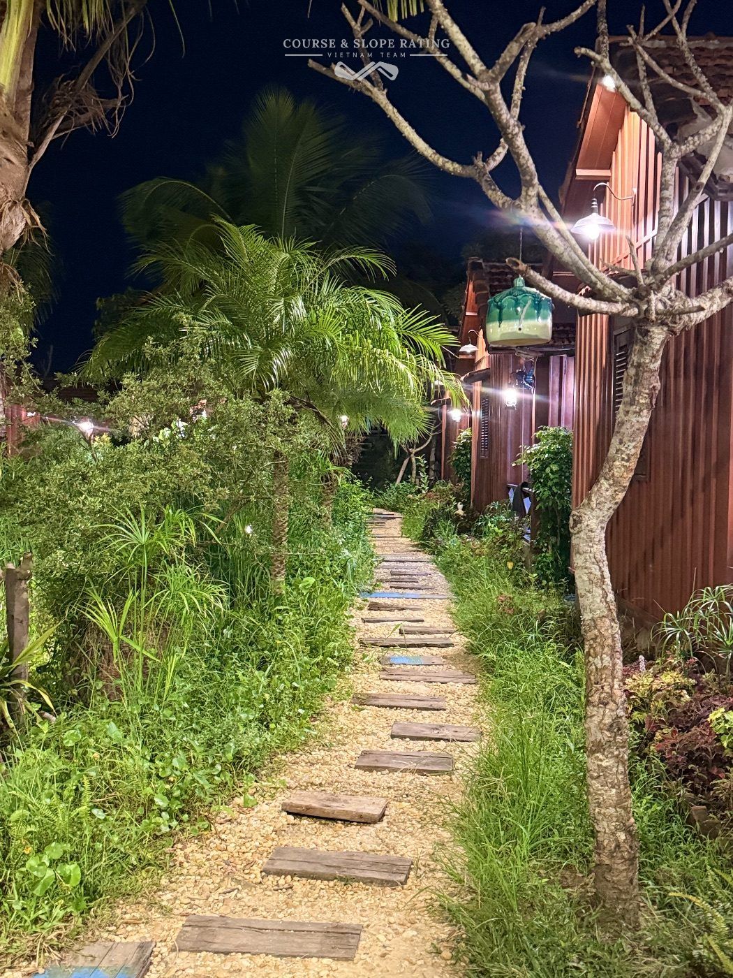 Tía Tô Glamping · Bên trong