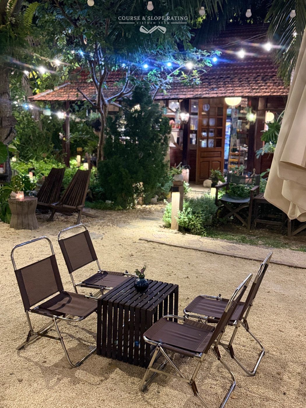 Tía Tô Glamping · Bên trong